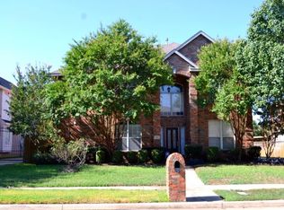 212 Norfolk Dr, Mansfield, TX 76063