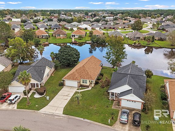 2nd image of 22803 Lake South Dr