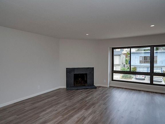 3rd image of 258 Morton Dr