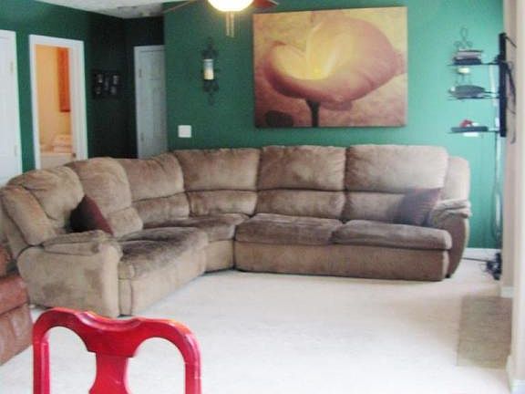 5th image of 212 N Cedarwood Ave