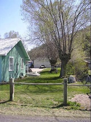 3rd image of 842 SE Willowdale Dr