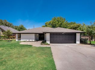 3412 Lakeridge Dr, Grapevine, TX 76051