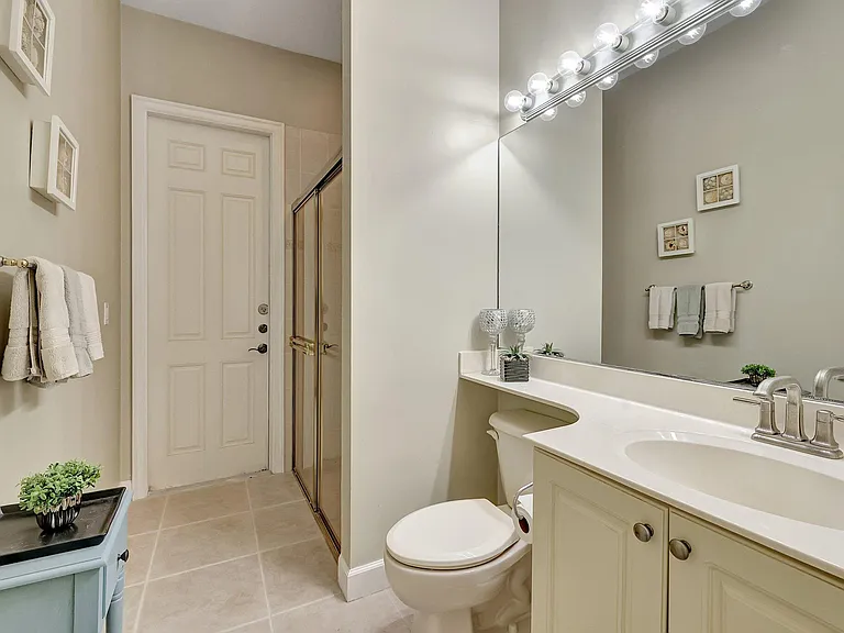 827 SW Grand Reserves Blvd — Photo 20
