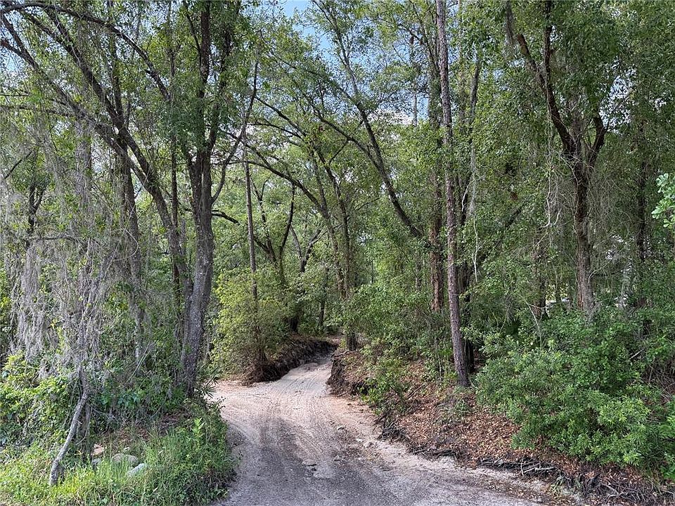 2nd image of CREEKWOOD RUN LOT 8