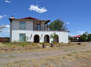 42 Camino Montoya, Santa Fe, NM 87507