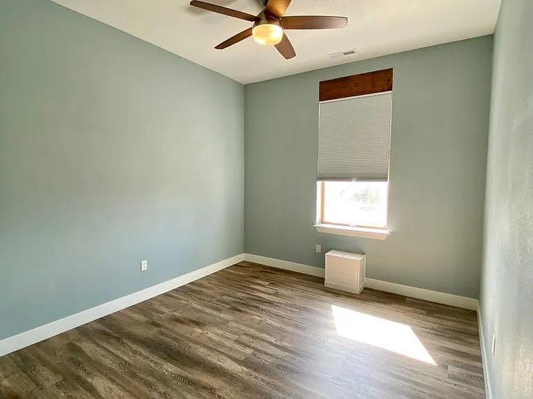 320 W Wyatt Earp Blvd #A-B — Photo 6