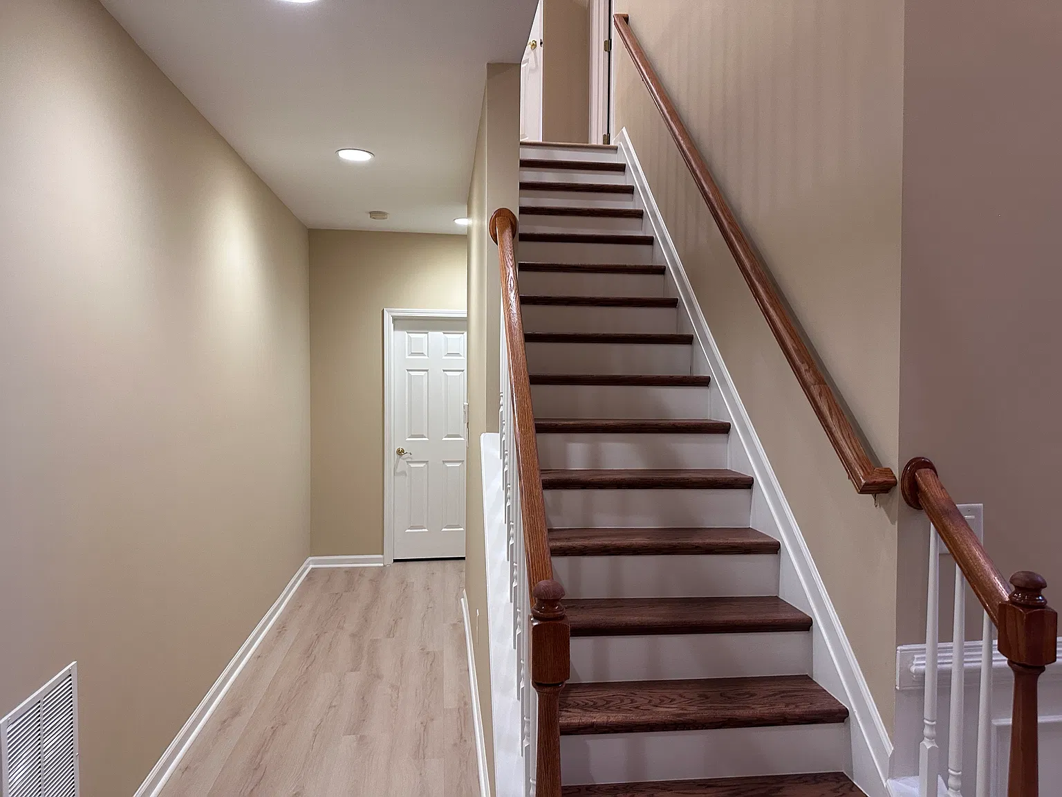 4 bed, 3.5 bath, 2787 sqft, $3,150 — Photo 2