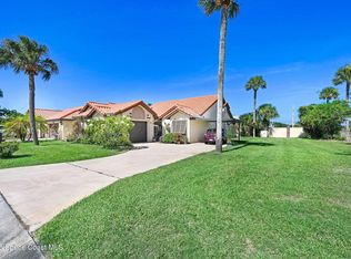 623 Manatee Dr, Satellite Beach, FL 32937