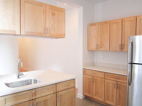 3rd image of 1949 7th Ave APT A1