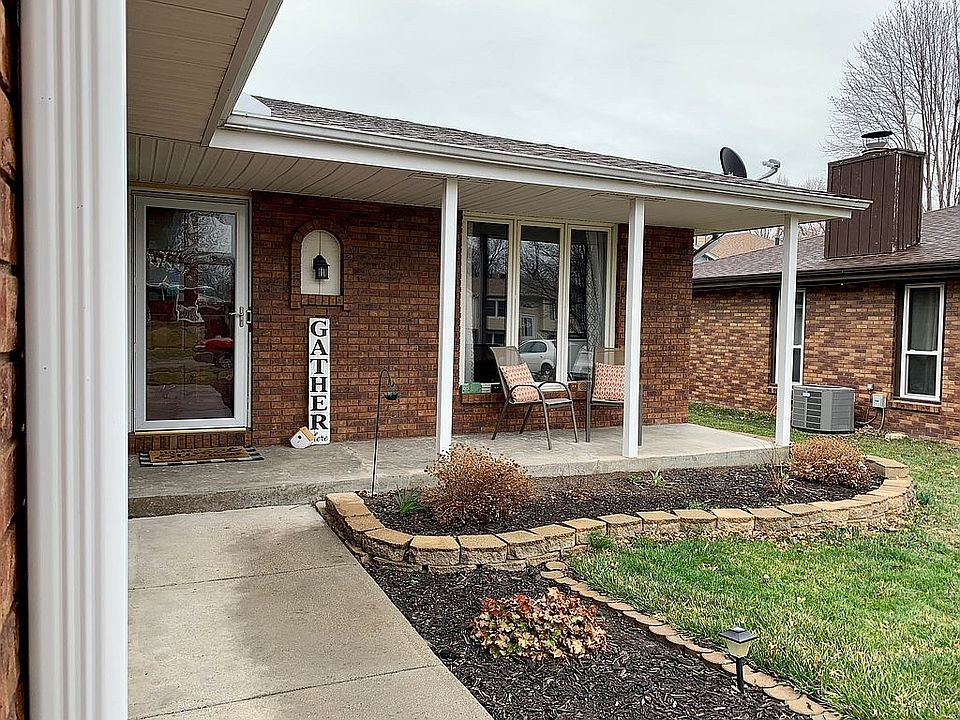 2nd image of 2936 N 72nd St