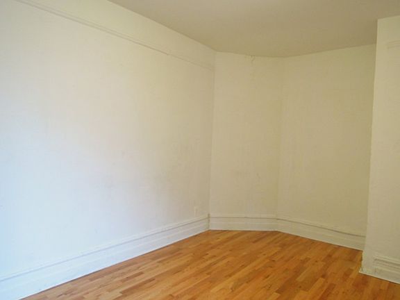 4th image of 540 Manhattan Ave APT 6E