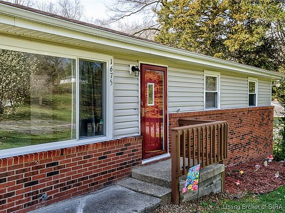 3rd image of 1675 Dogwood Drive NE