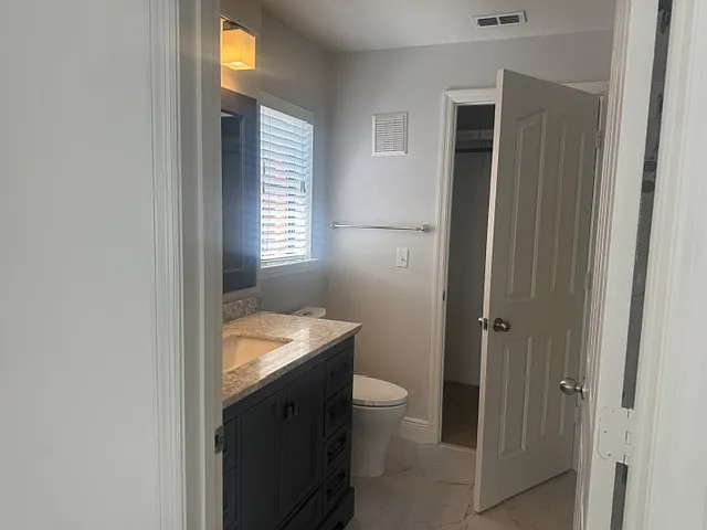 1001 Via Capri Ln #201 — Photo 15