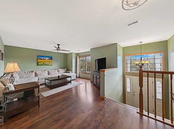 2nd image of 1506 Longbranch Ct #1506