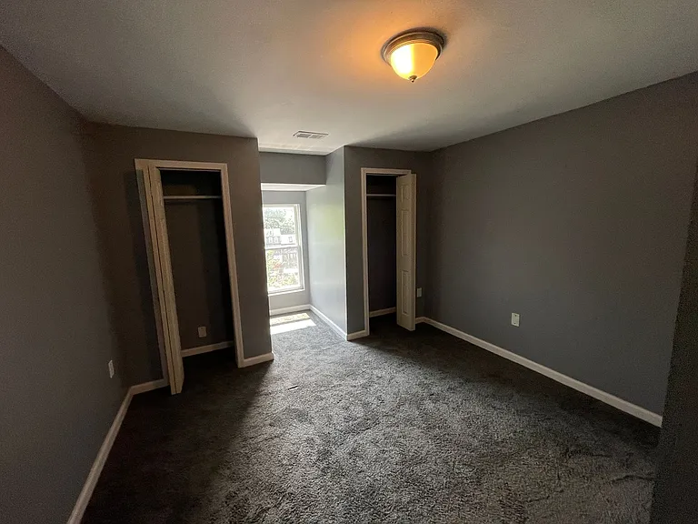 1027 Salter Way — Photo 9