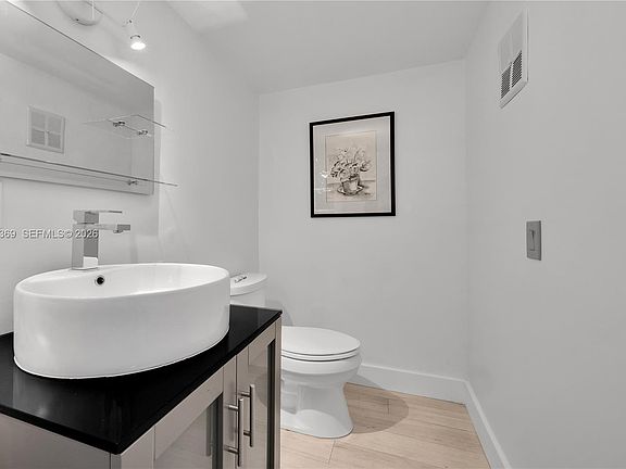 4th image of 2960 Day Ave #3201