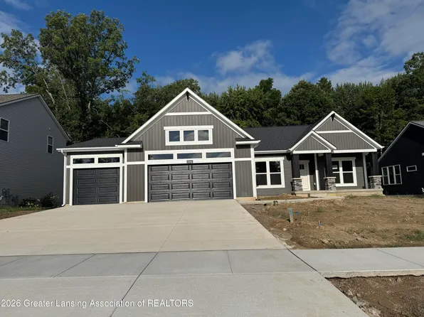 11401 Windswept Dr, Grand Ledge, MI 48837