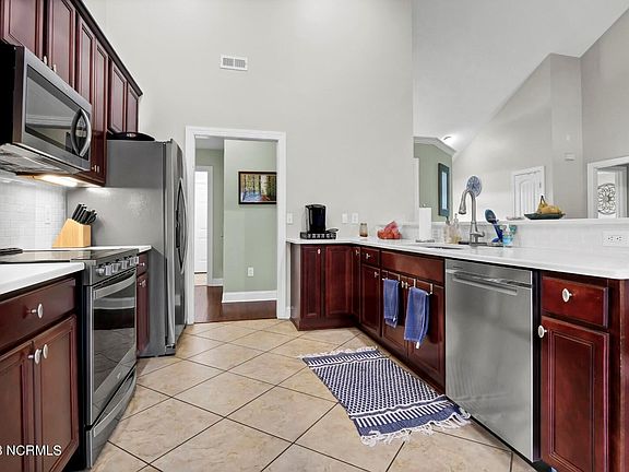 3rd image of 8107 Saint Barts Ct