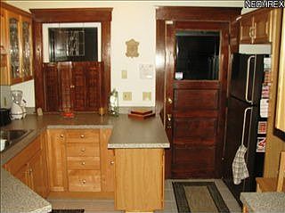 2nd image of 7512 Franklin Blvd #1