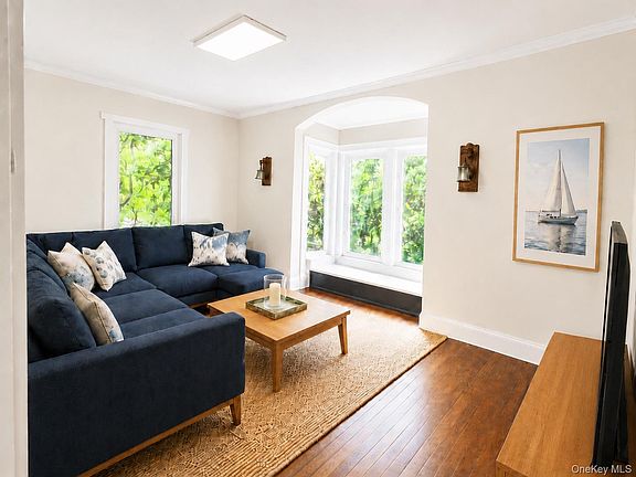 4th image of 207 Prospect Ave