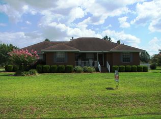 2582 Macivor Dr NE, Cairo, GA 39828