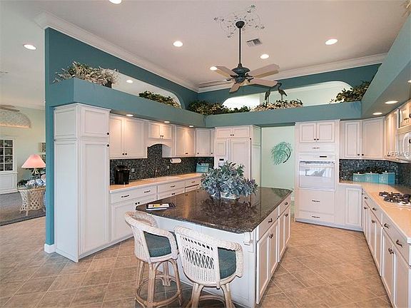 4th image of 485 Green Dolphin Dr S