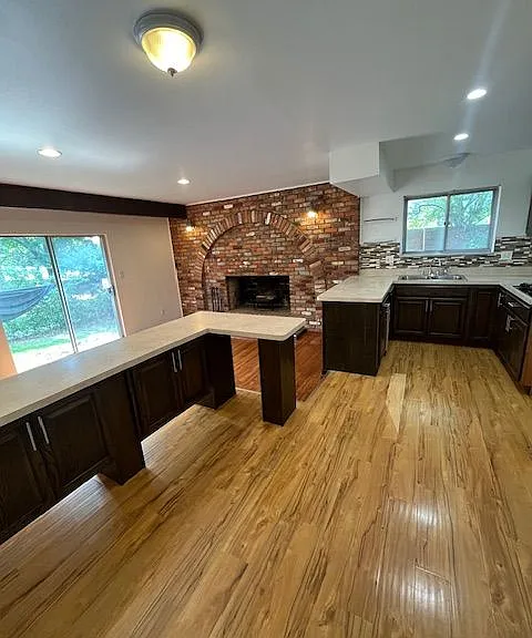 27030 Berkshire Dr — Photo 3