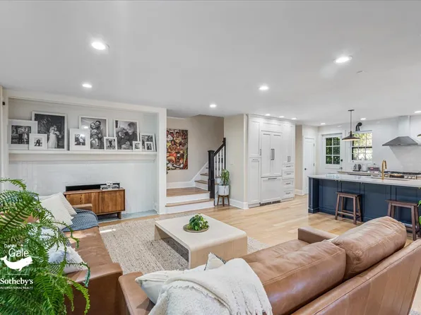 116-33 Union Turnpike image 5 of 40