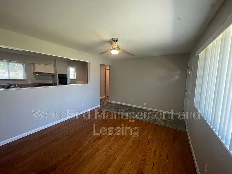Queens — Photo 3