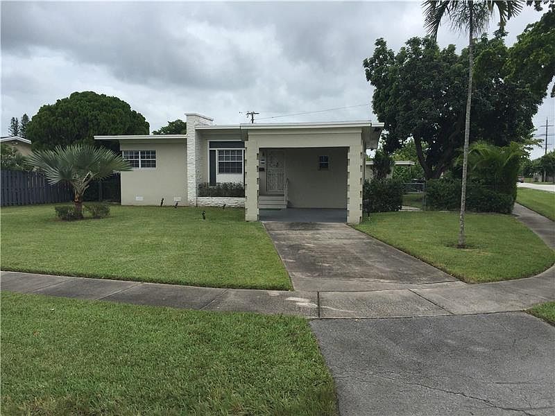 1st image of 1400 NE 138th St