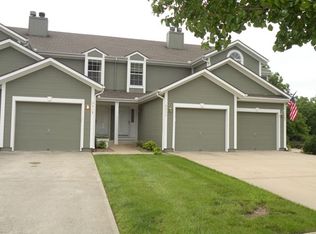 5513 NW Moonlight Meadow Dr #72-B, Lees Summit, MO 64064