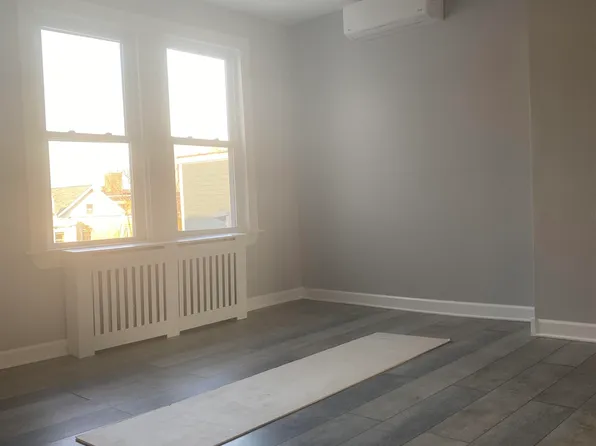 70 Poplar Street image 19 of 19