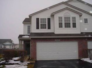 16431 Club Ct, Crest Hill, IL 60403