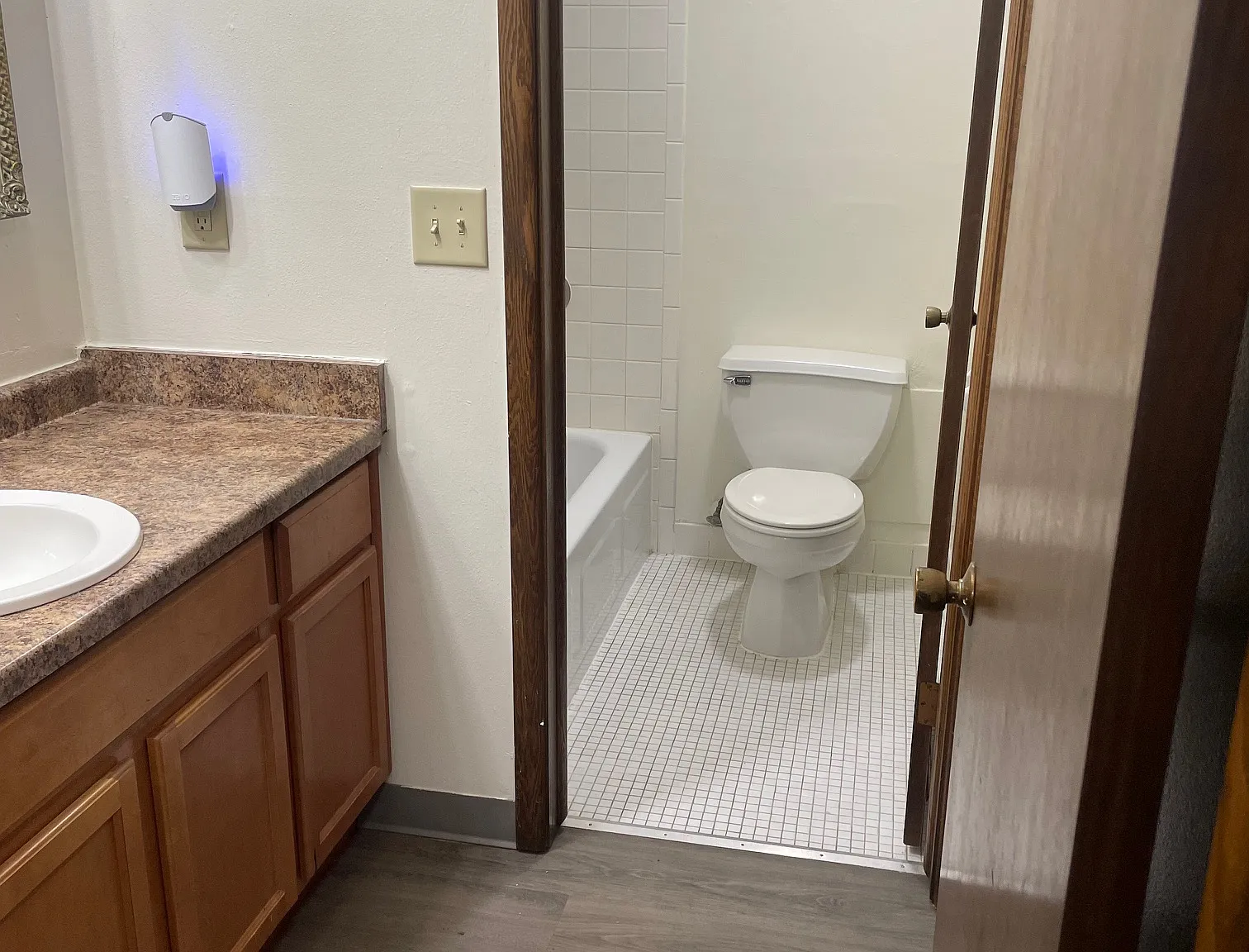 Westport Apartments — Photo 4