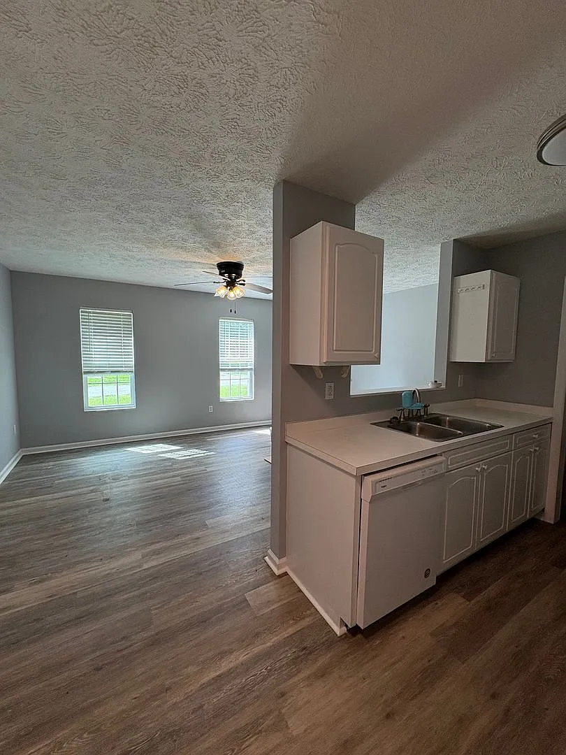 4504 Old Cherry Point Road — Photo 3