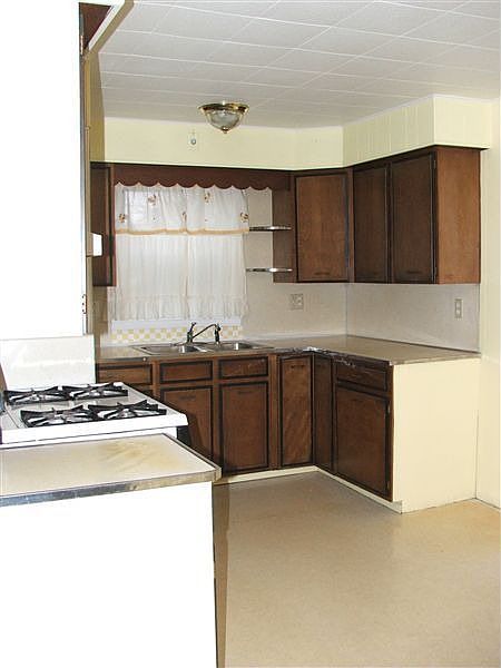 Howard Kitchen