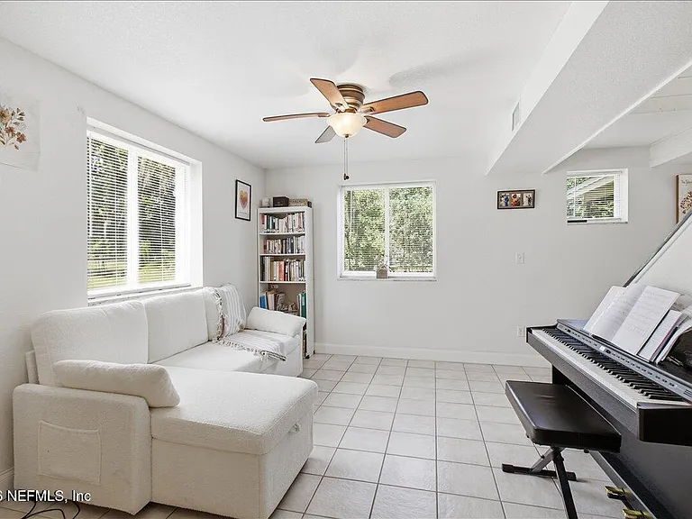 5806 Pickettville Rd — Photo 3