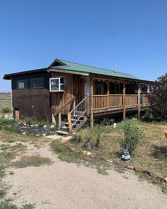 1st image of 21 Lone Wolf Rd