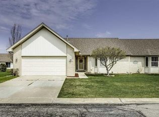 34903 Wind Song Ln, Richmond, MI 48062