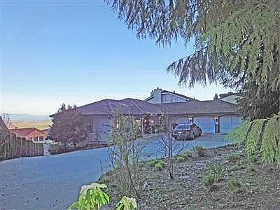 3rd image of 7010 Yew St