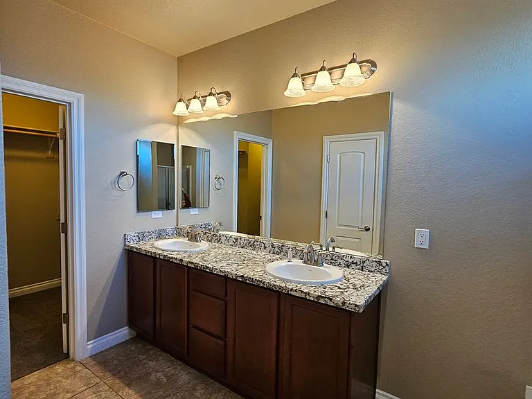 18187 Kodiak Bear Ct — Photo 14