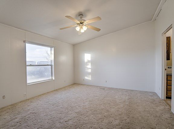 3rd image of 79 S Railroad Ave