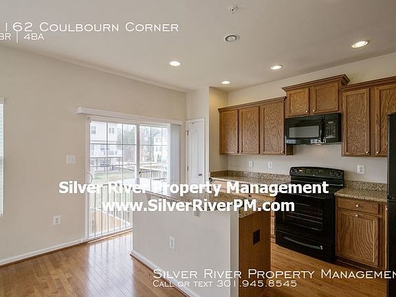 5th image of 1162 Coulbourn Cor