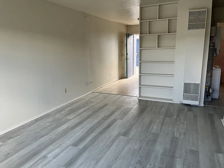 Renovated 2 Bedroom Patio Apts. in UNM South — Photo 19