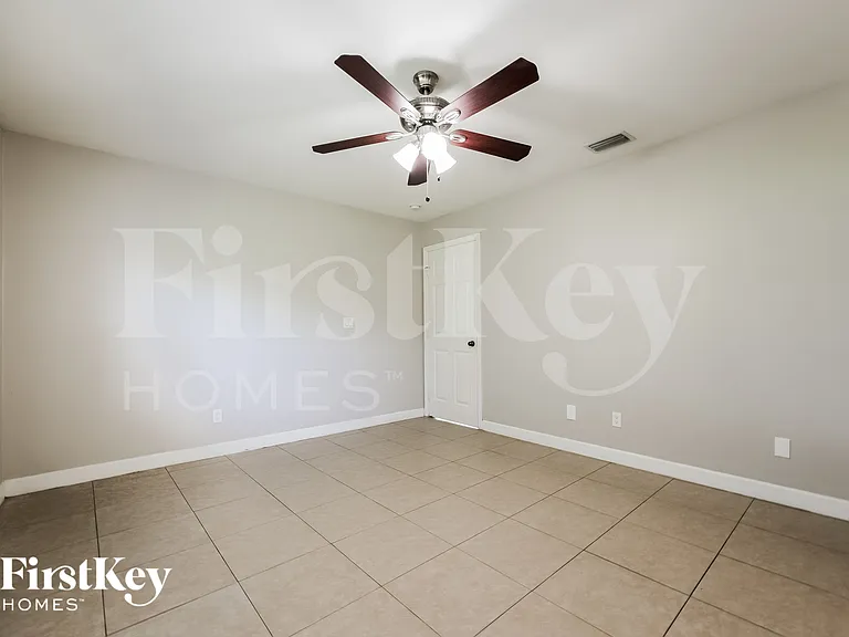 2225 Tropicana Pkwy W — Photo 12