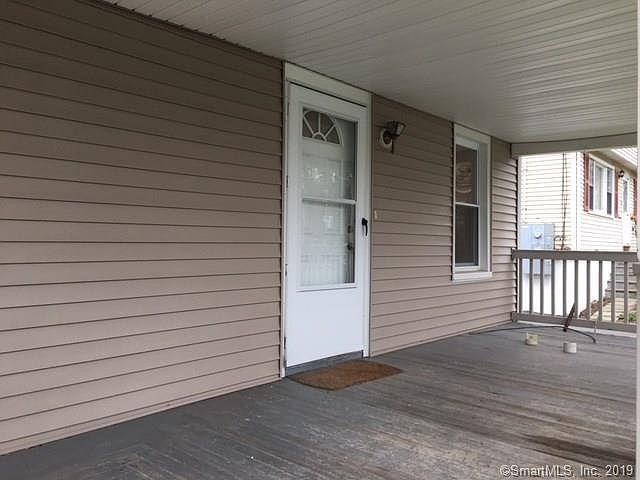 2nd image of 26 Mead St
