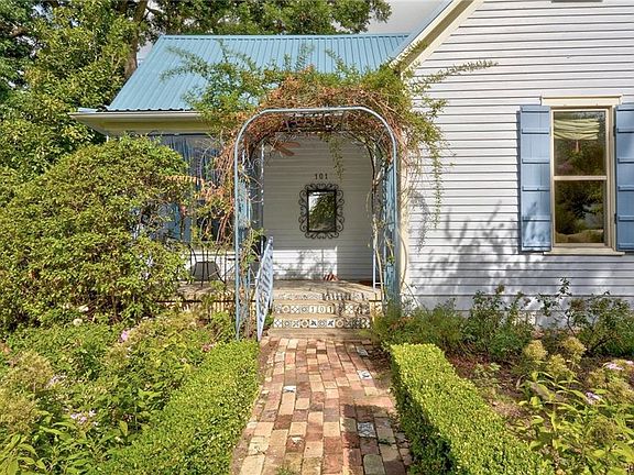 3rd image of 101 Short St