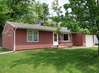 832 W McDonough St, Macomb, IL