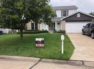 8 Quillpen Ct, O'Fallon, MO 63366