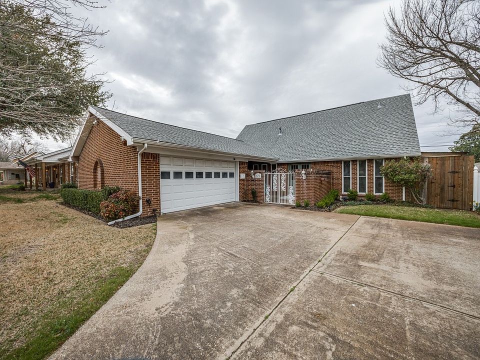 1st image of 2635 Heatherwood Dr